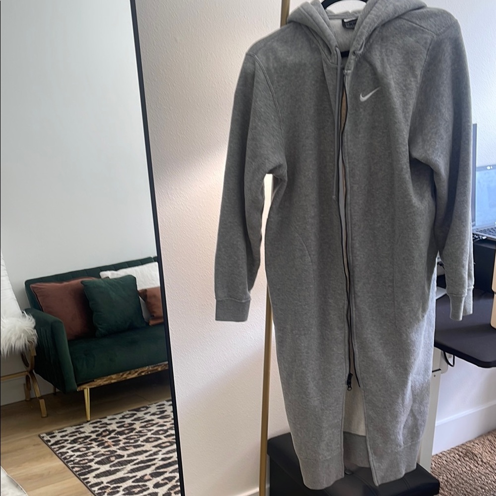 Nike Gray Full-Zip Hooded Sweatshirt